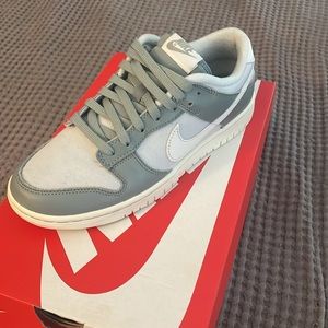 Nike Dunk Low Retro Mica Green/Sail-Photon Dust size 7 men's or 8.5 women's